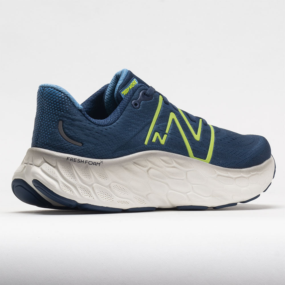 New Balance Fresh Foam More v4 Men's Navy/Cosmic Pineapple/ Blue
