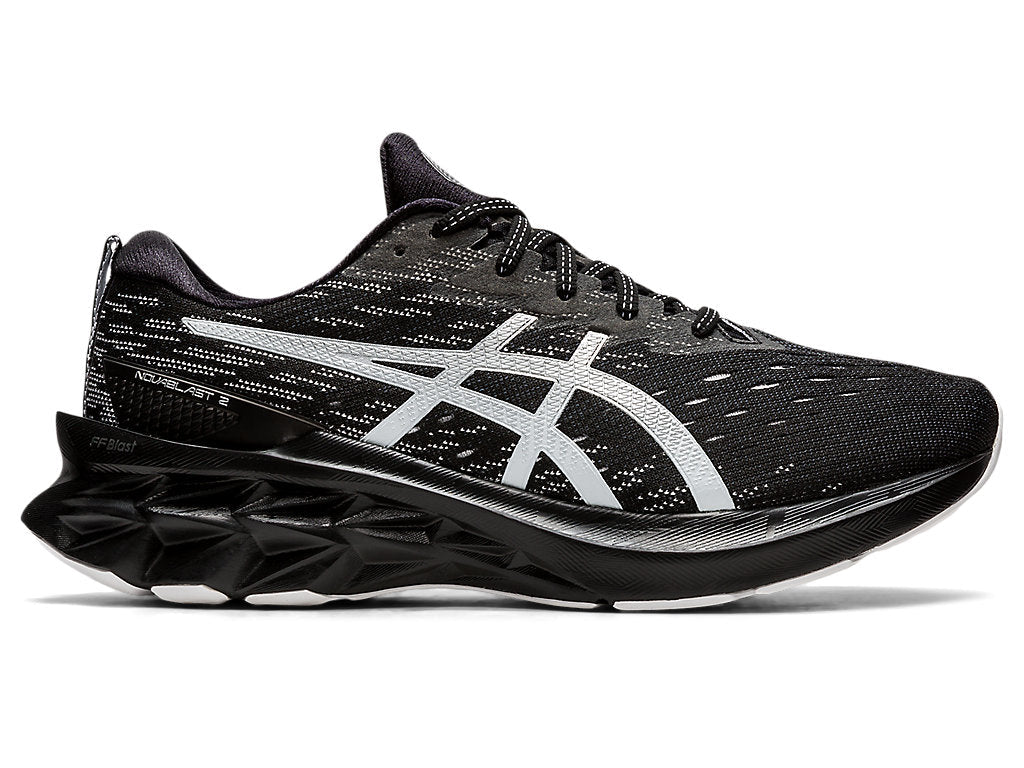 Men's Asics Novablast 2, Black/Pure Silver, 11.5 2E Wide