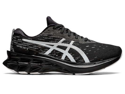 Men's Asics Novablast 2, Black/Pure Silver, 10.5 2E Wide