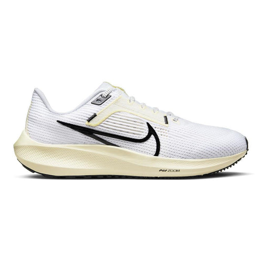Women's Nike Pegasus 40, White/Black-Coconut Milk, 8 B Medium